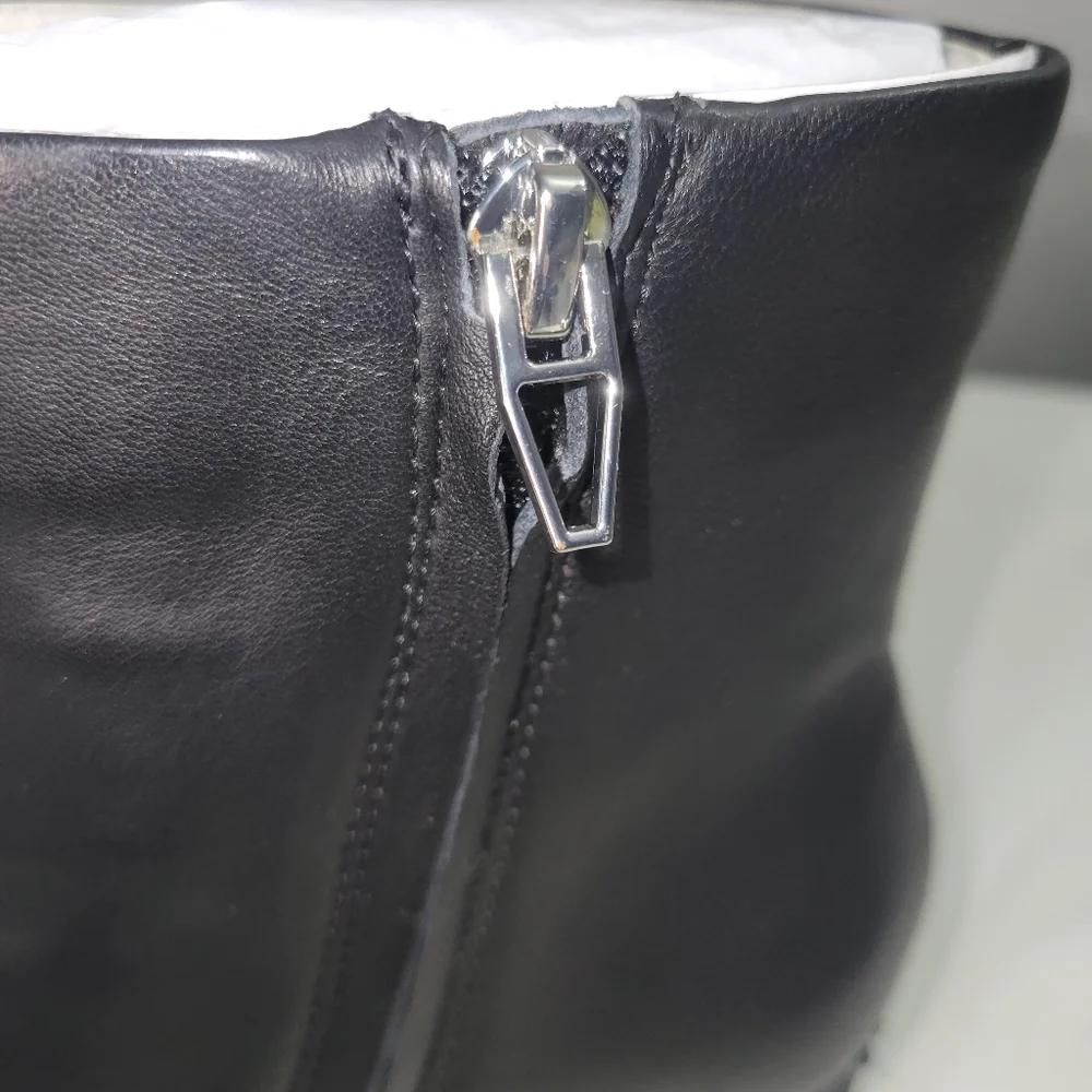 DOLCE VITA Bel Black Leather Pointed Ankle Boots Size 8 New in box - Picture 9 of 10